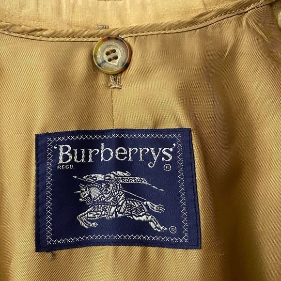 Burberrys London Vintage Camel Tan Trench
Coat Tan Wool Liner - Picture 9 of 15